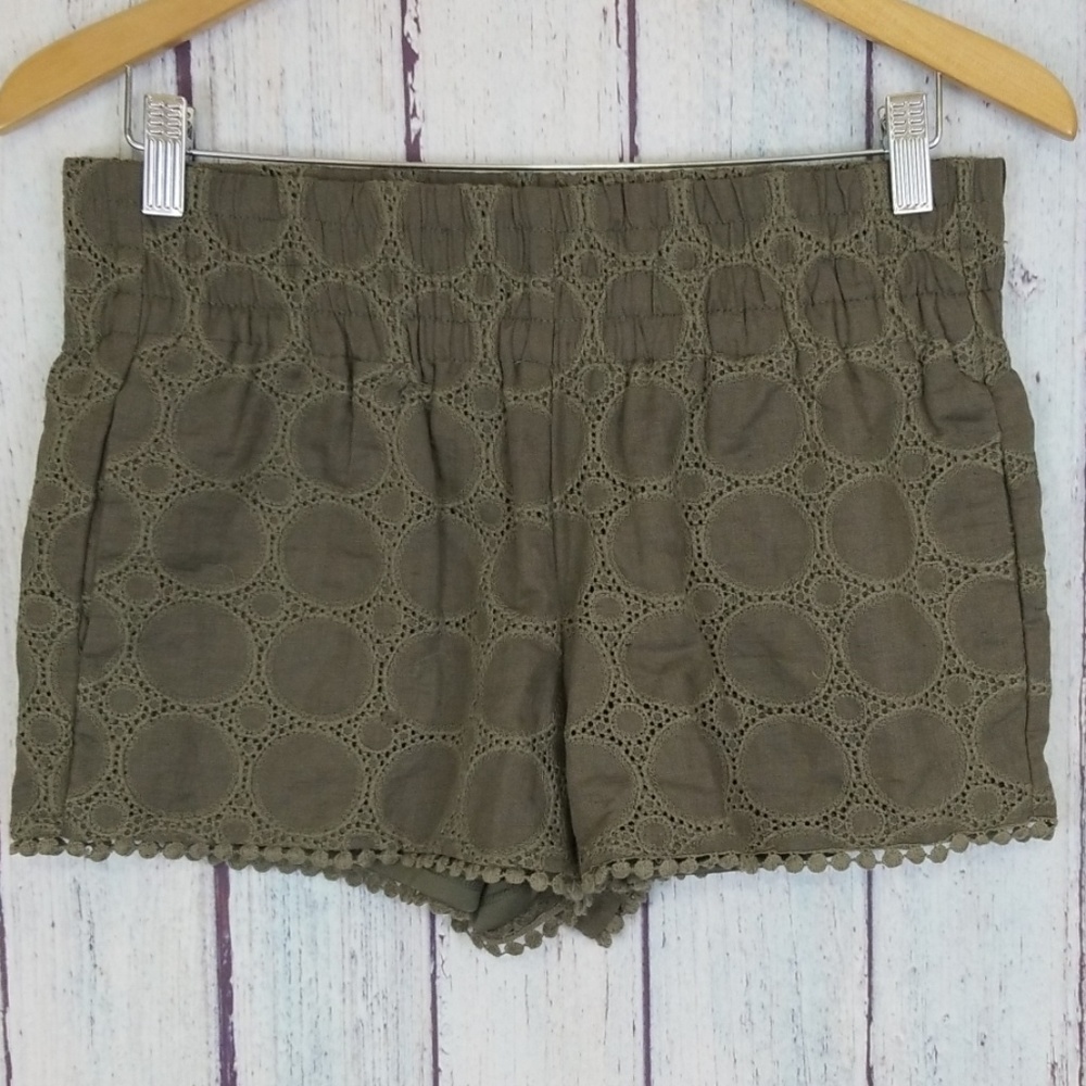 Jolt Green Embroidered Shorts Pull On Size Medium